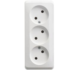 Розетки накладные тройные