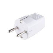 Вилка прямая с/з белая c перфорацией 10А 250В TDM